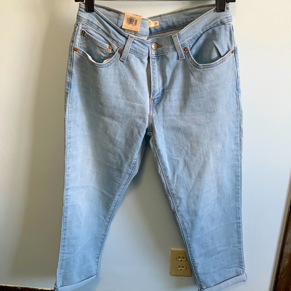 NWT Levi's Boyfriend Jeans